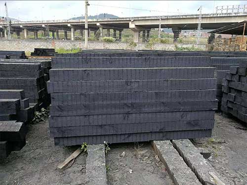 昆明防腐木在使用中的優(yōu)點(diǎn)有哪些